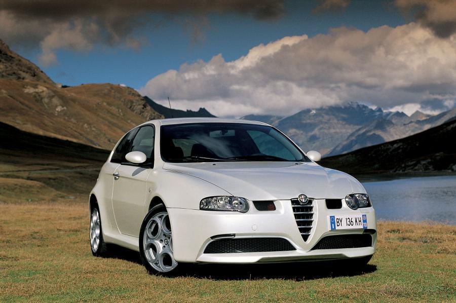  Alfa Romeo 147 GTA 2002 года  (фото 16 из 70)